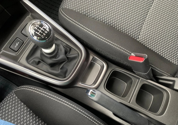 Suzuki Vitara cena 82000 przebieg: 17000, rok produkcji 2019 z Radzyń Chełmiński małe 742